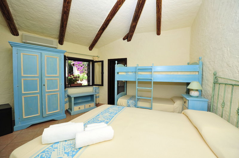 Hotel L'Esagono, San Teodoro, Italy