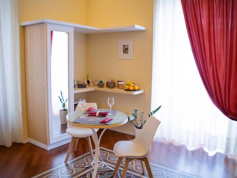 Turenum Apartment B&B, Trani, Italy