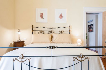 Turenum Apartment B&B, Trani, Italy