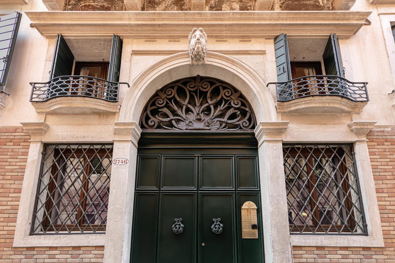 Palazzo Dei Fiori by Room Mate, Venice, Italy
