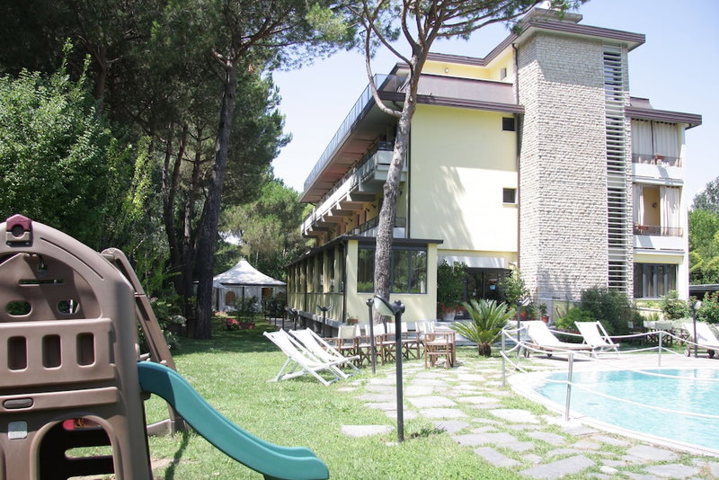 Hotel Nedy, Massa, Italy