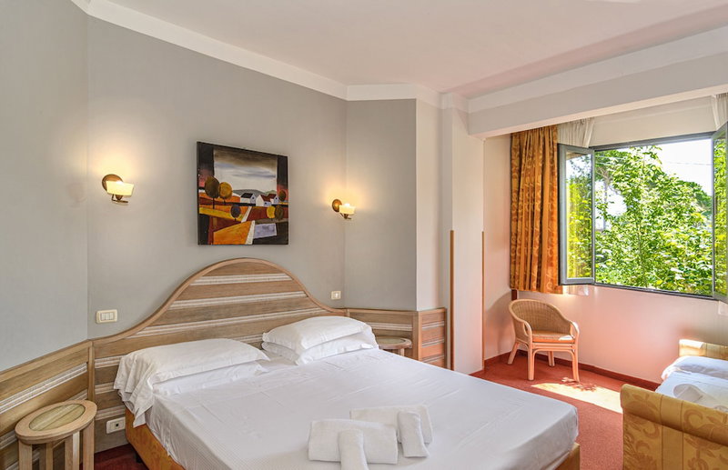 Hotel Nedy, Massa, Italy