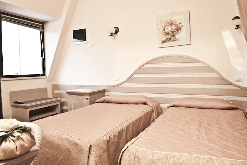 Hotel Nedy, Massa, Italy