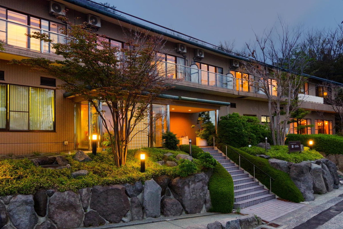 Tsumugi, Japan
