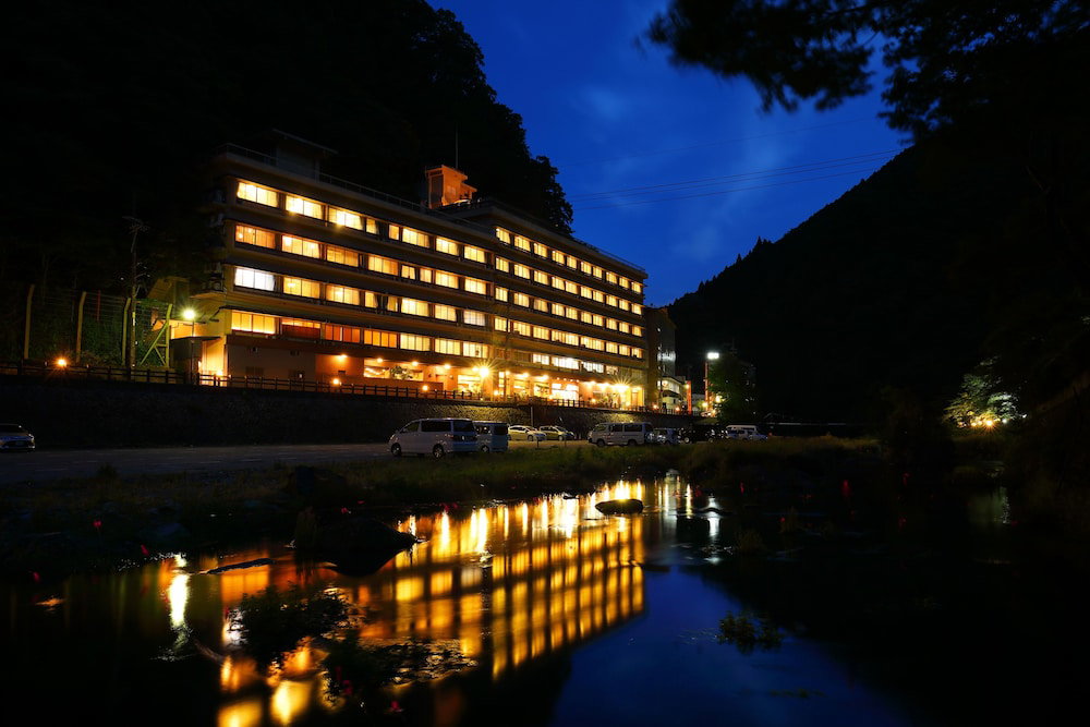 Yubara Kokusai Kanko Hotel Kikunoyu, Japan