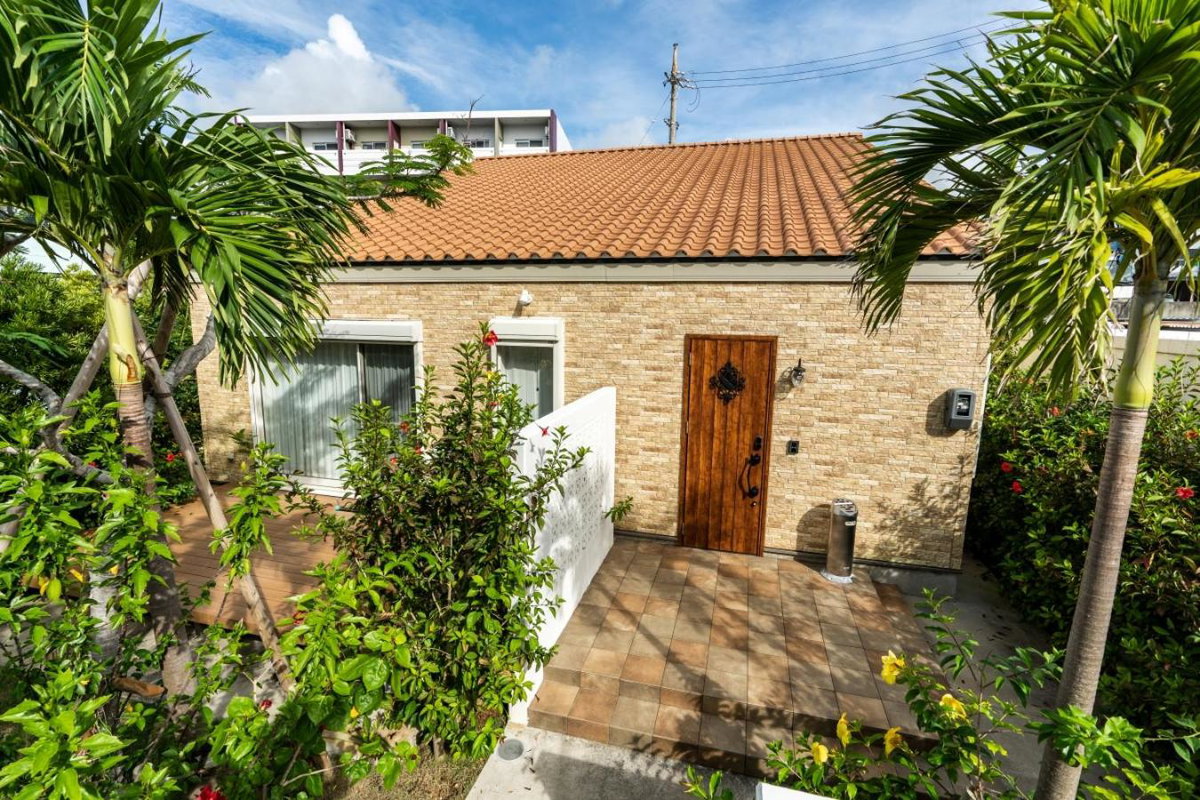 Hotel · Miyakojima Villa Charles, Miyako Island