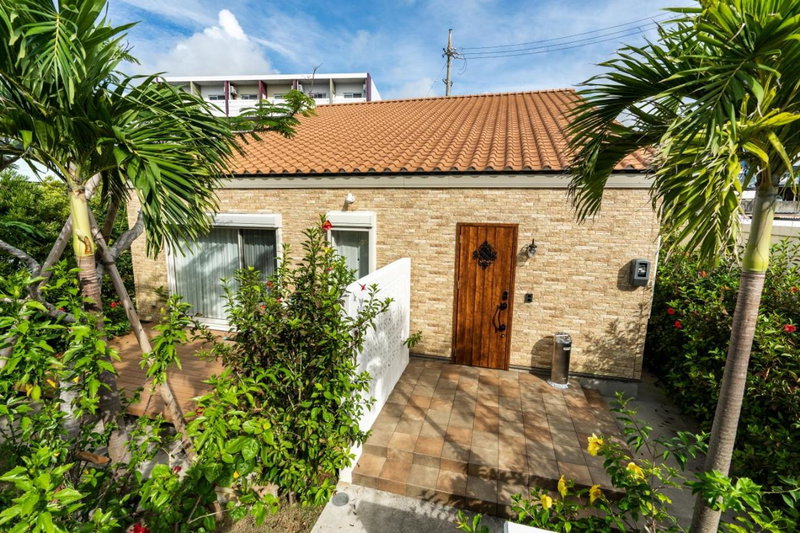 Miyakojima Villa Charles, Miyako Island, Japan