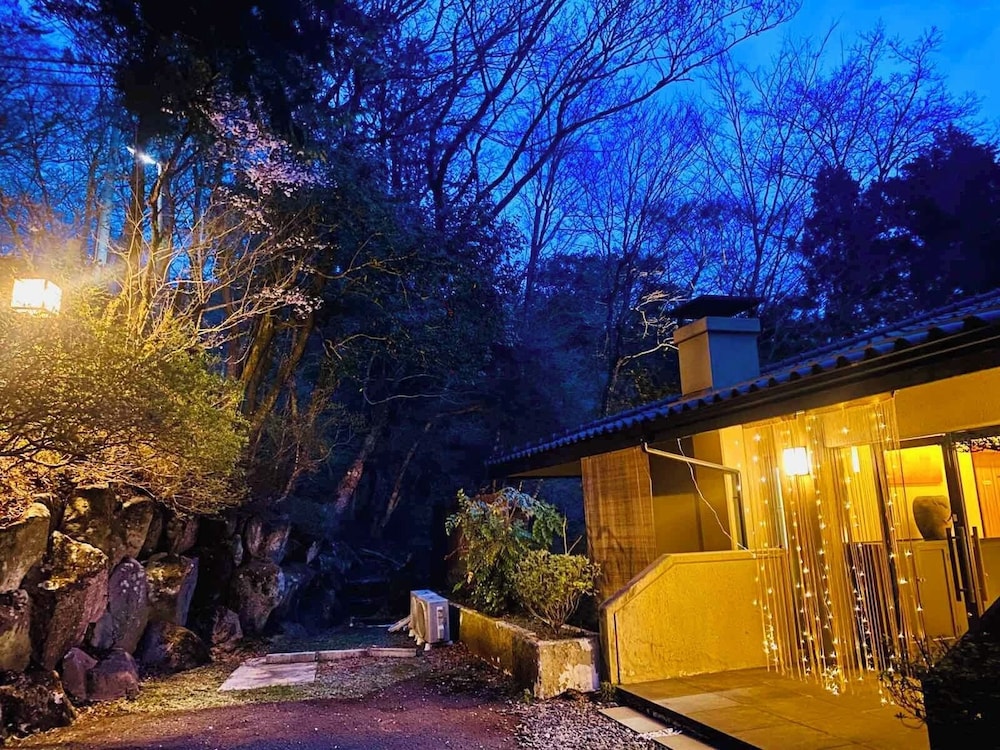 HAKONE saryo KINTOKI, Japan
