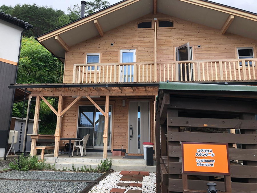 Villa Orange Cabin, Fujikawaguchiko, Japan