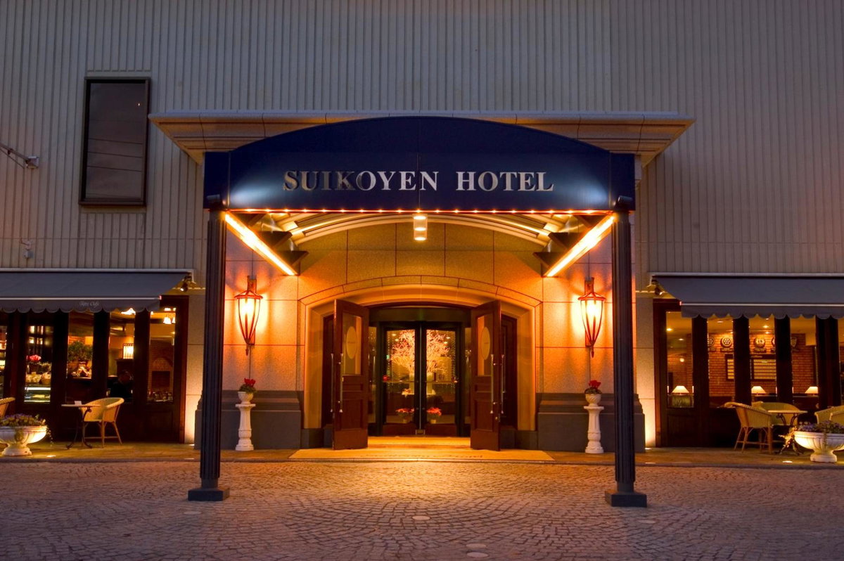 Suikouen Hotel, Japan