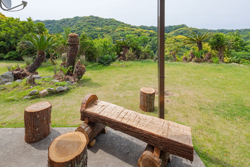 Sasayakana Ouchi Fuuki, Futtsu, Japan