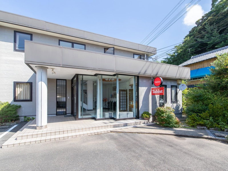 Tabist Business Hotel Fujiya, Emukae, Japan