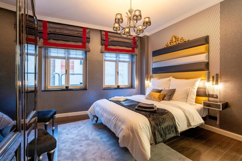 La Belle 10, Cologne, Germany