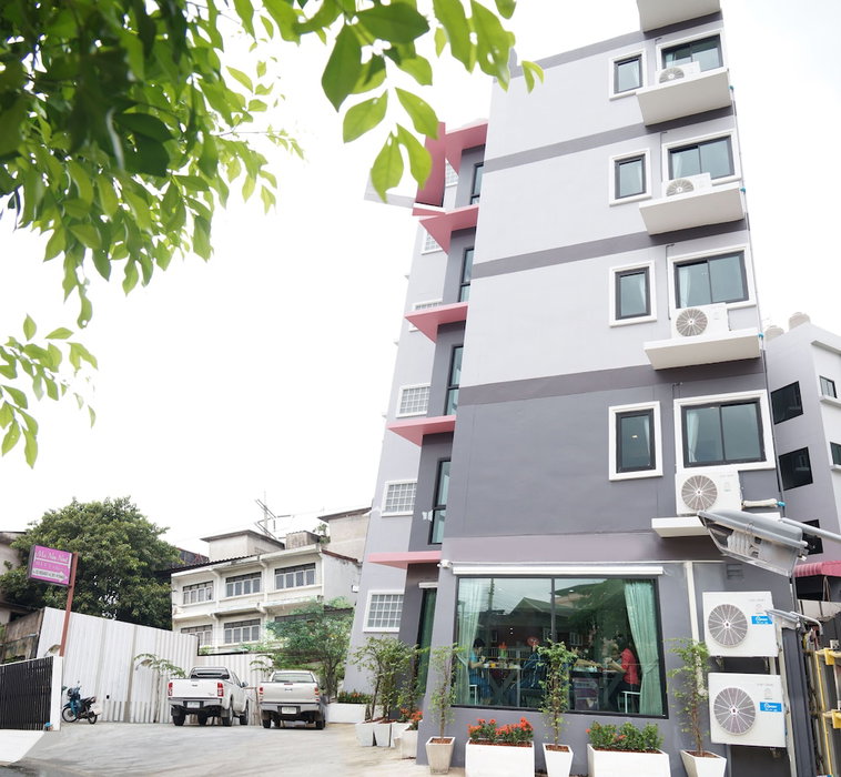 Ma Non Nont Hotel & Apartment, Nonthaburi, Thailand