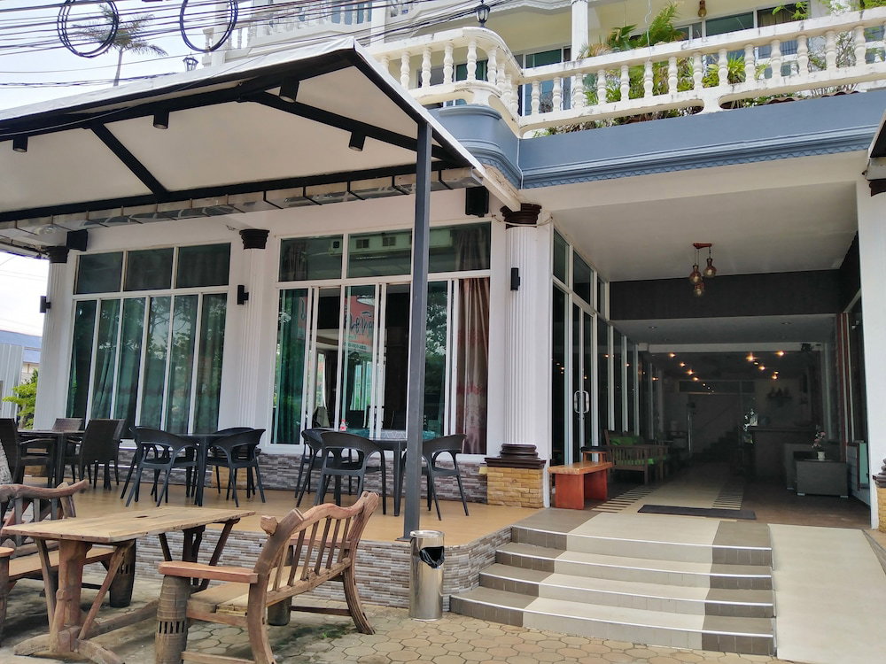 Pimpimarn Beach Hotel, Thaïlande
