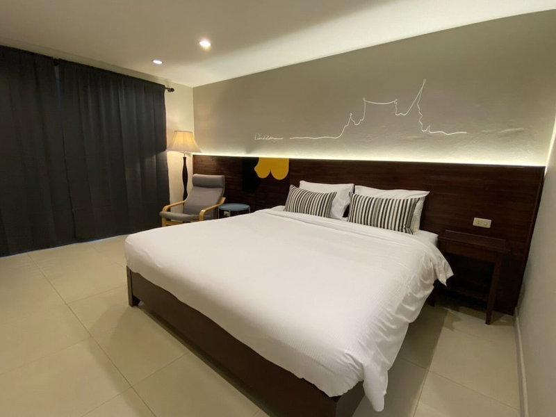 The Royal Bee Apart Hotel, Bangkok, Thailand