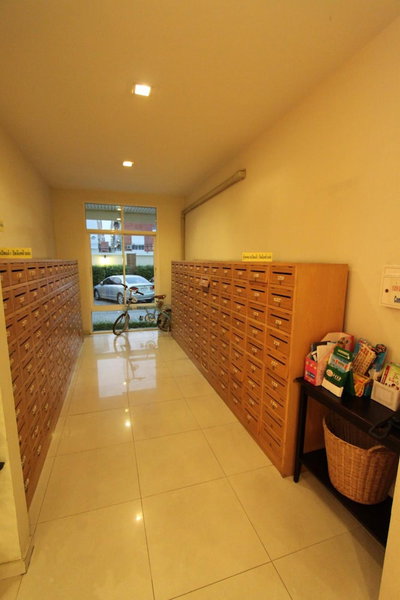 The Royal Bee Apart Hotel, Bangkok, Thailand
