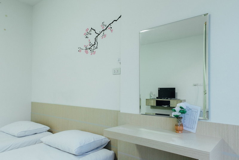 Cheaper Room, Surat Thani, Thailand