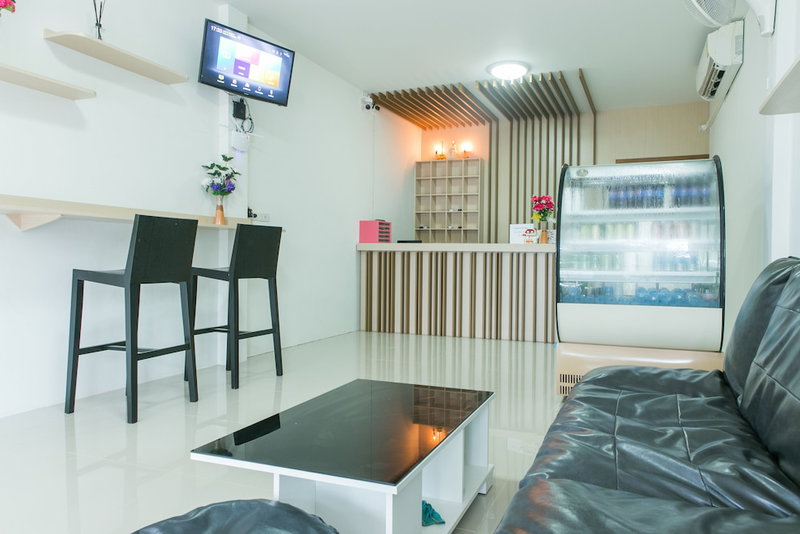 Cheaper Room, Surat Thani, Thailand