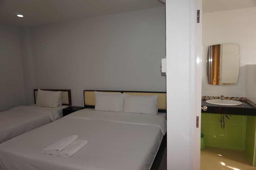 Hotel · MT Place Sakon Nakhon, Sakon Nakhon