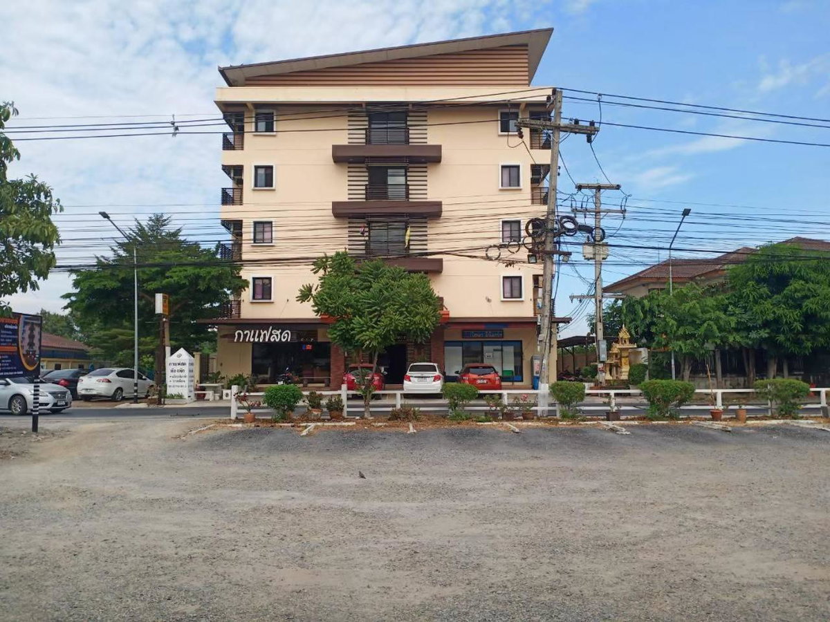 Hotel · โสดาอพาร์ทเม้นท์​, Ban Lam Phak Kut