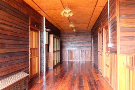 Baan Kun Tuad Ko Si Chang, Ko Sichang, Thailand