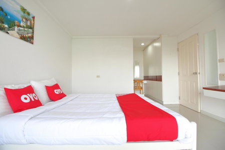 Super OYO 498 Ladawan Villa, Bangkok, Thailand
