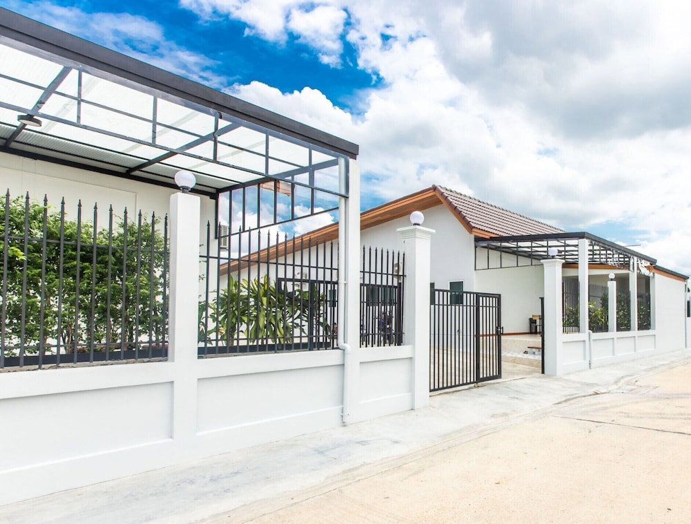 Hotel · Tonsoi Hathairat, Bangkok