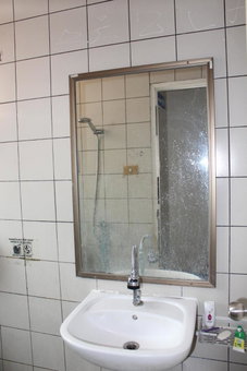 OYO 985 The Twins Hostel, Bangkok, Thailand
