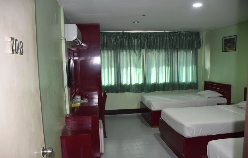 Woodlands Inn, Bangkok, Thailand