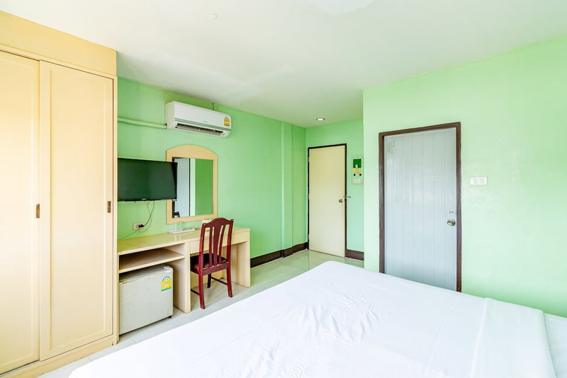 Woodlands Inn, Bangkok, Thailand
