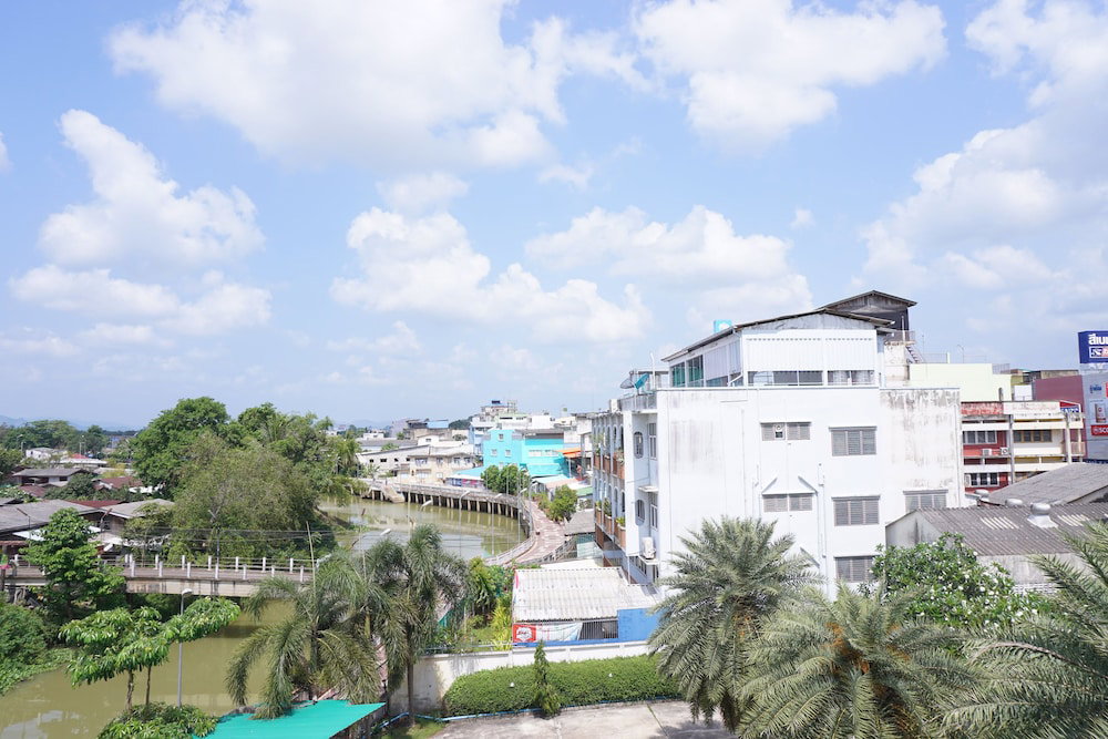 Panatara Hotel, Thailand