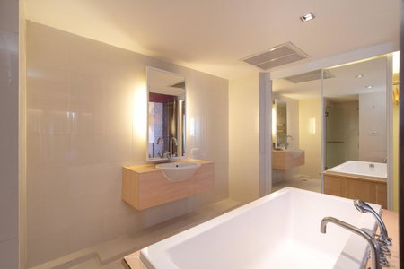 Veronica Residence, Bangkok, Thailand