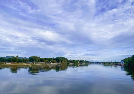 Tara Raft Kanchanaburi, Kanchanaburi, Thailand