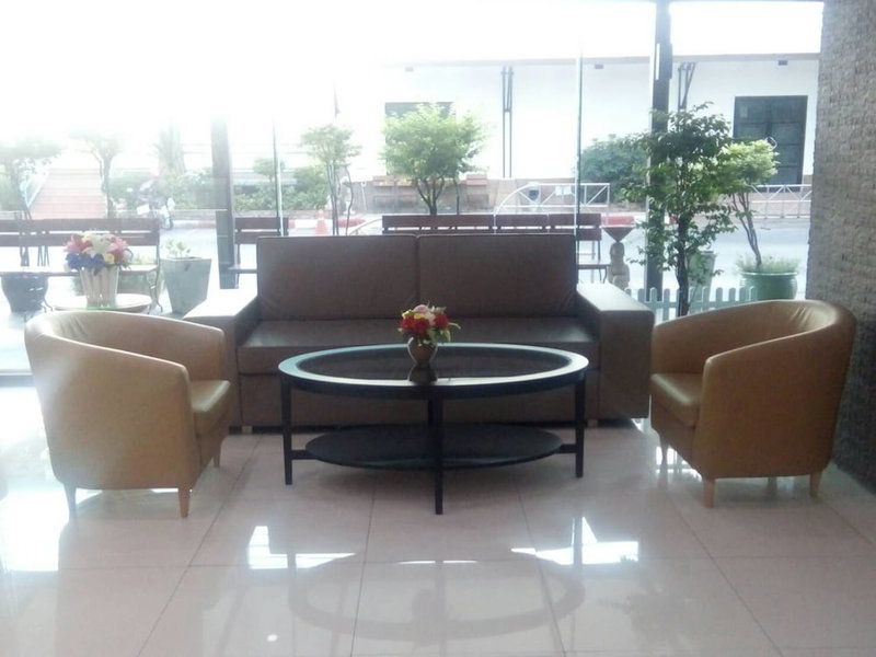 May Flower Grand Hotel Korat, Nakhon Ratchasima, Thailand