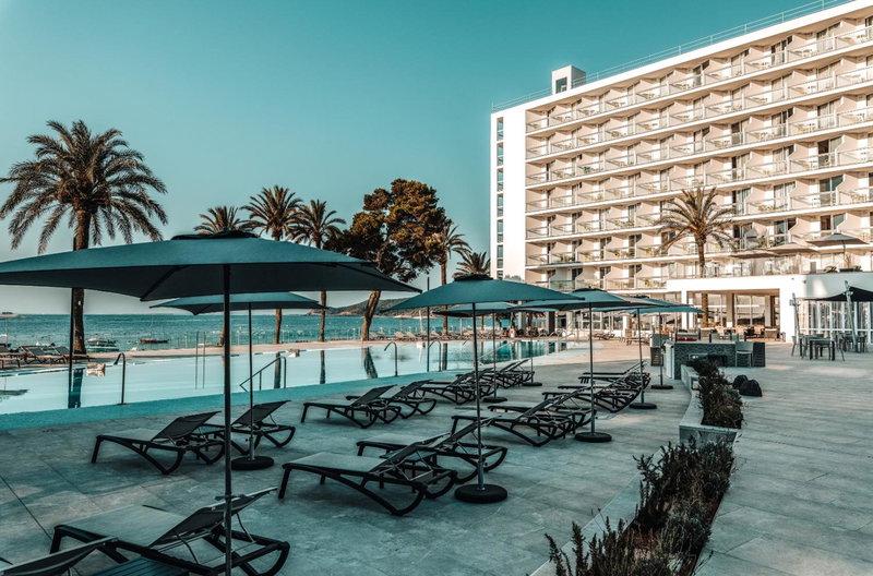 The Ibiza Twiins - 4* Sup, Playa d'en Bossa, Spain