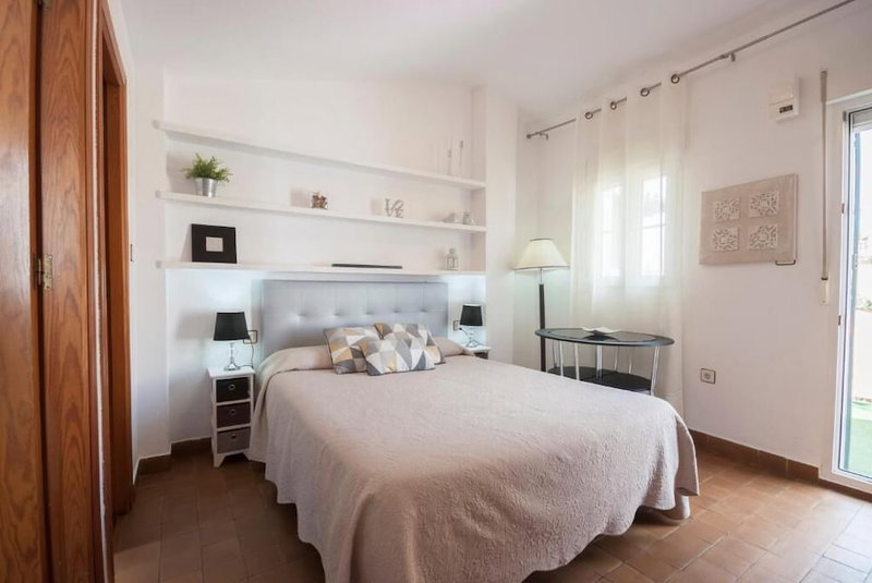 Apartamentos Río Darro, Granada, Spain