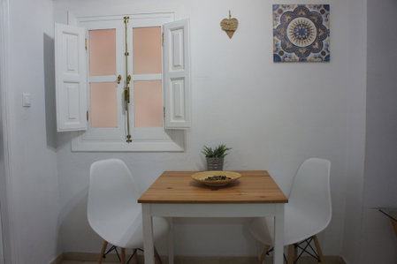 Apartamentos Río Darro, Granada, Spain