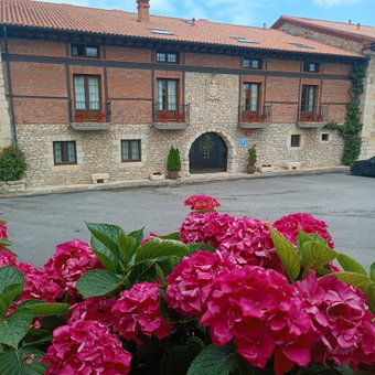 Hotel Casona Los Caballeros, Santillana del Mar, Spain
