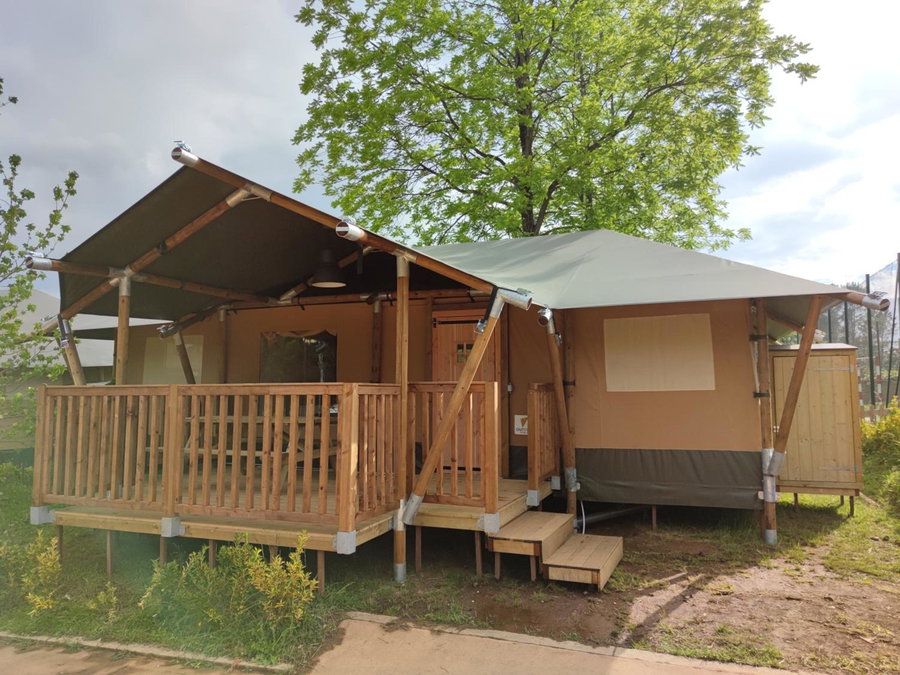 Teiraboa Base Camp, Arzúa, Spain