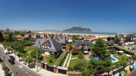Cosmopol, Laredo, Spain