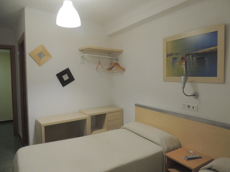Hostal Cumbre, Zaragoza, Spain