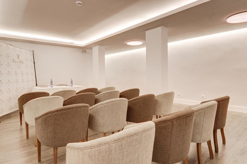 Hotel Illa d'Or & Club Apts 4* Sup, Port de Pollensa, Spain