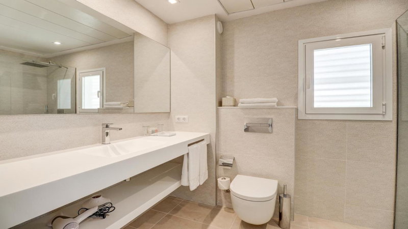 Hotel Illa d'Or & Club Apts 4* Sup, Port de Pollensa, Spain
