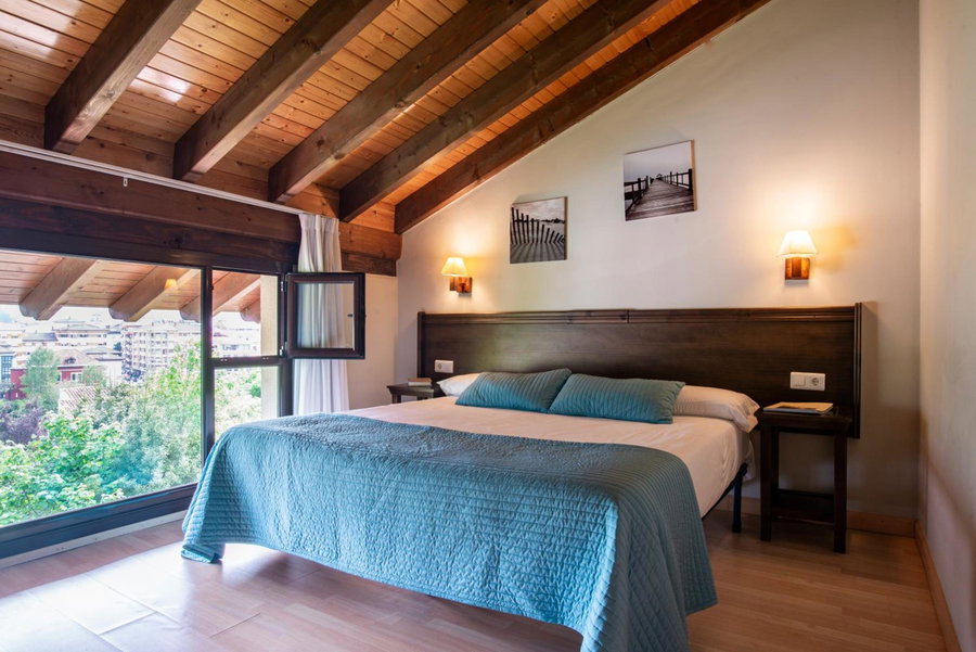 Apartamentos Aldea del Puente, Cangas de Onís, Spain