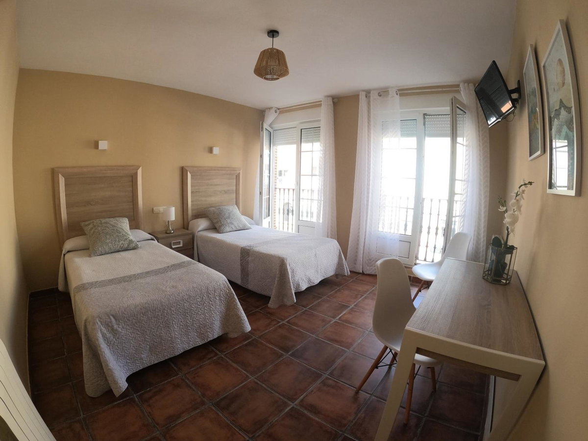 Hotel · Hostal Santiago, Carrión De Los Condes