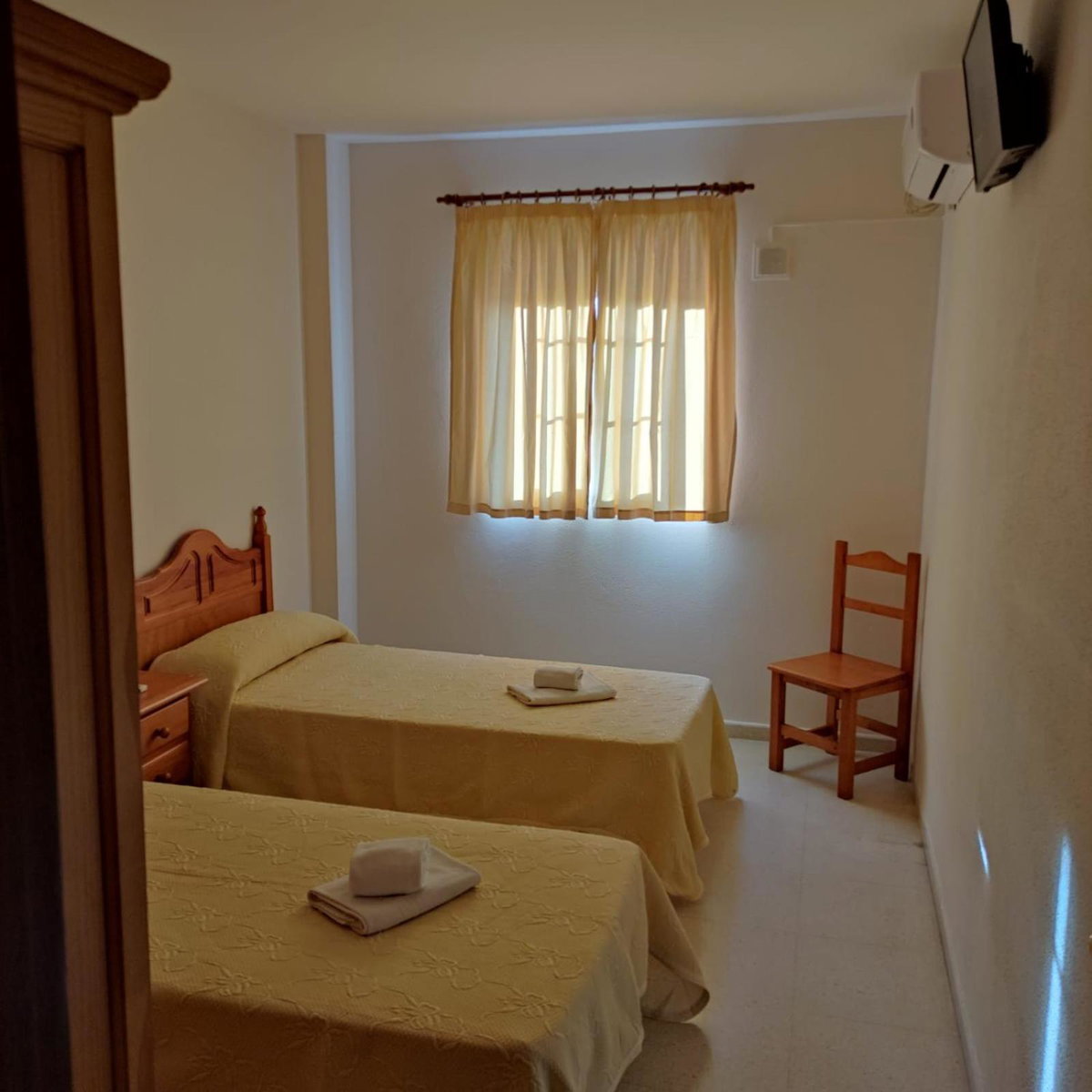 Hotel · Hospedaje Benacazon A49, Benacazón