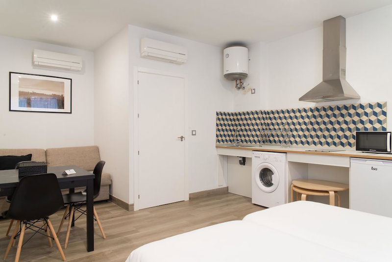 Apartamentos Campo del Príncipe, Granada, Spain