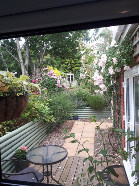 Santi Bhavana Bed & Breakfast, Westbury, United Kingdom