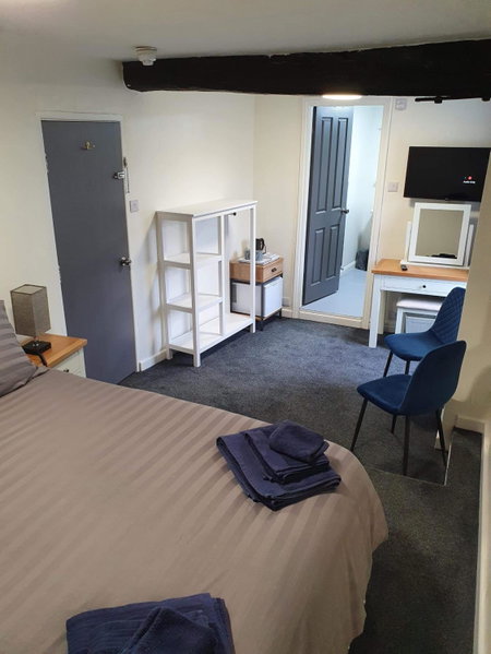 Red Lion Rooms - Self Check In, Dalton in Furness, United Kingdom